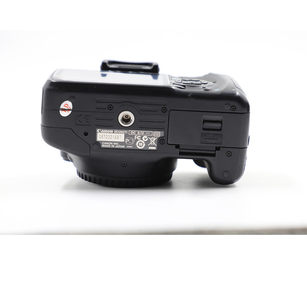 Camera Canon 550D DSLR Camera