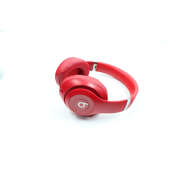 Beats Wireless Studio 3 Noise Cancelling headphones