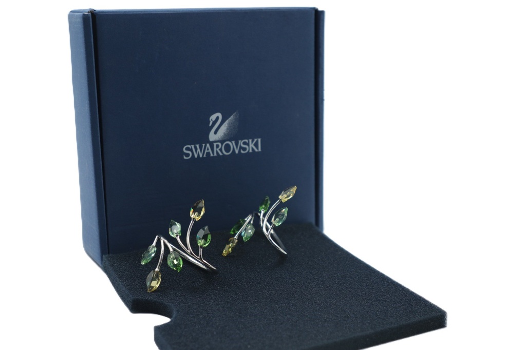 Swarovski Boxed set of 2 Gorgeous Swarovski  Napkin Rings 660732