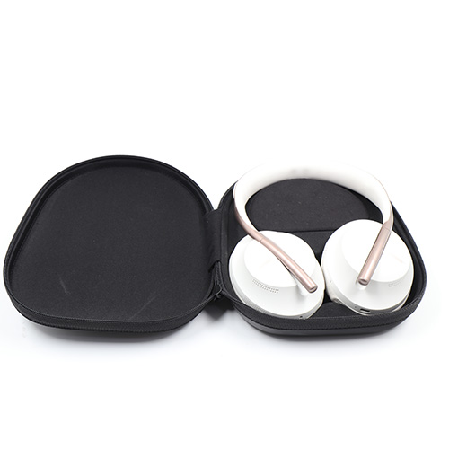 Bose سماعات عازلة للضوضاء 700