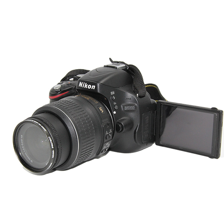 كاميرا نيكون D5100 الرقمية ، 18-55 ملم f / 3.5-5.6 عدسة تكبير تلقائي التركيز- S نيكور