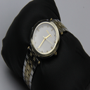 ساعات بوليس 15569 م بحزام فضي وذهبي وردي وميناء أبيض بالكامل من الفولاذ المقاوم للصدأ