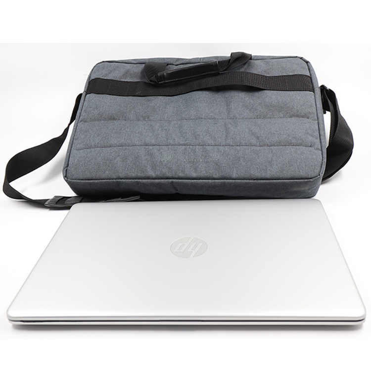 HP Home NoteBook 15S-FQ2000NE 2T2G4EA 15.6 Inch FHD، Intel I3-1115G4، 4GB RAM 256GB SSD Intel UHD Graphics Windows 10 - فضي طبيعي + حقيبة كمبيوتر محمول