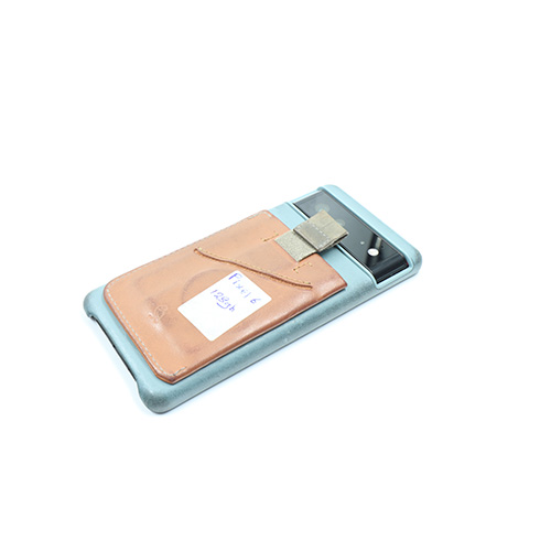 Google Pixel 6 128GB - Kinda Coral  + Green  Cover Case