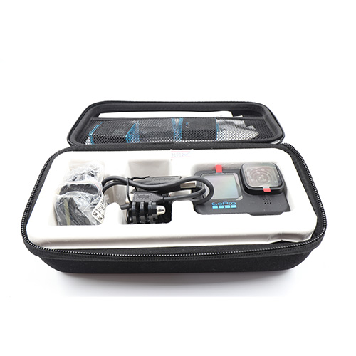 GoPro Hero 10 + 3 Batteries + Pouch