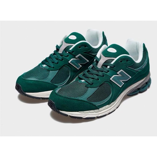 New Balance  Classics Traditionels Size:41 1/2., M2002RFK