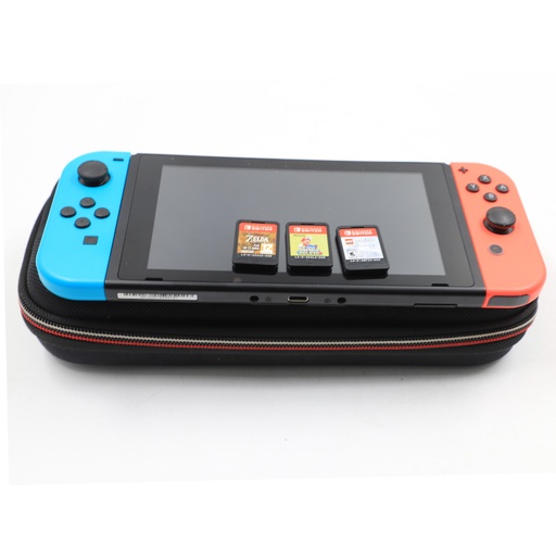 Nintendo Switch V2 + 3 Games And Cover, Mario , Zelda, Harry potter