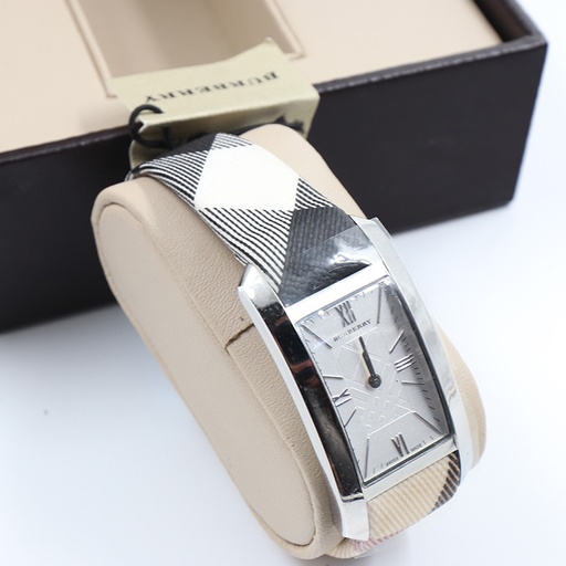 BURBERRY BU1076 Swiss Made, 30 M