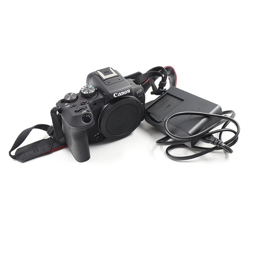 Canon Eos R10 Body Only + Charger and battery *** No box No lens