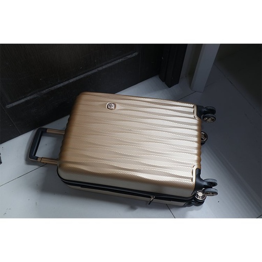 SwissGear 7272 19 spinner Luggage