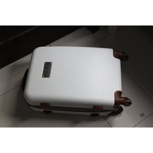 Tommy Hilfiger , Traditional American Luggage No.3664 SA71 NYC