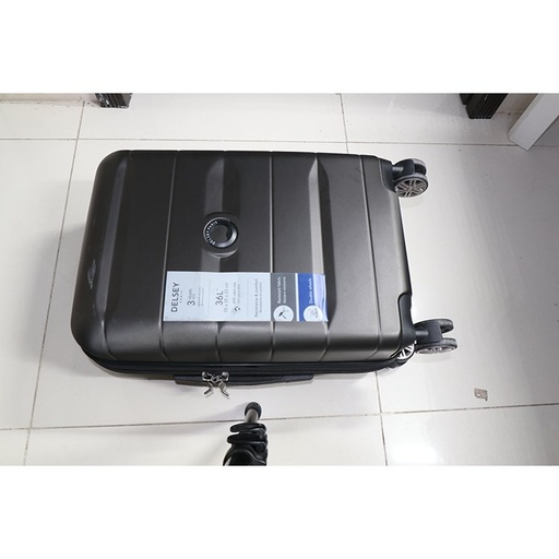 Delsey Paris carry-on luggage size  36L