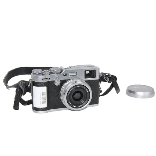 fujifilm x100f f=23mm  Camera made in Japan