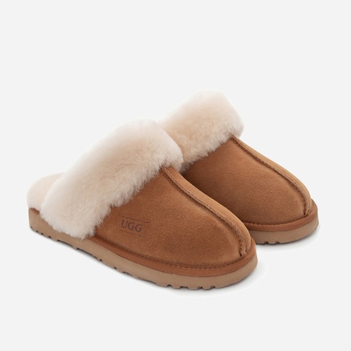 UGG Ozwear Connection  Classic Australian Size: 40