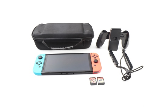 Nintendo Switch Oled Version + Joycons  + 2 Games Monster Hunter Rise + Mario Kart Deluxe 8 + Big Pouch