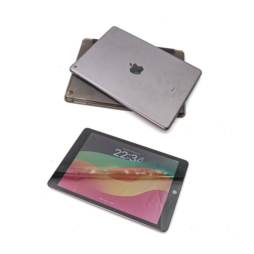 iPad 9th Gen 64GB+ cover