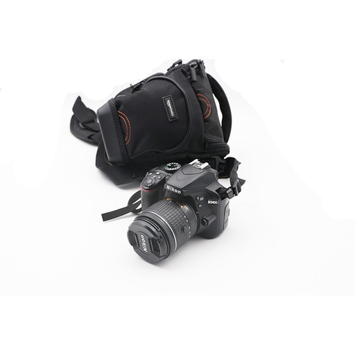 Nikon D3400 w/ AF-P DX Nikkor 18-55mm F/3.5-5.6 VR