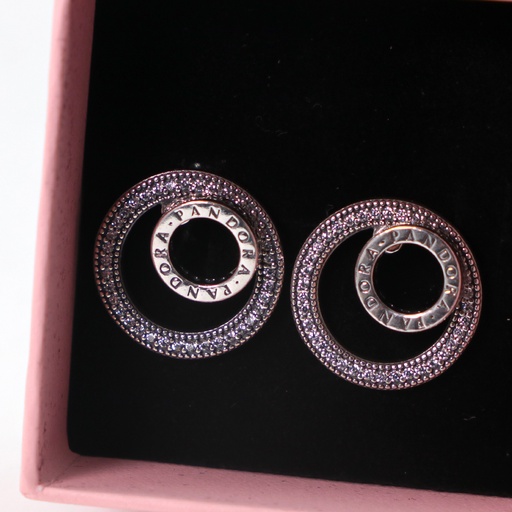 Preloved Oandora Earrings