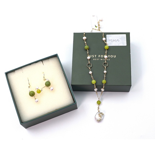 Just For You Best Wiches Necklace